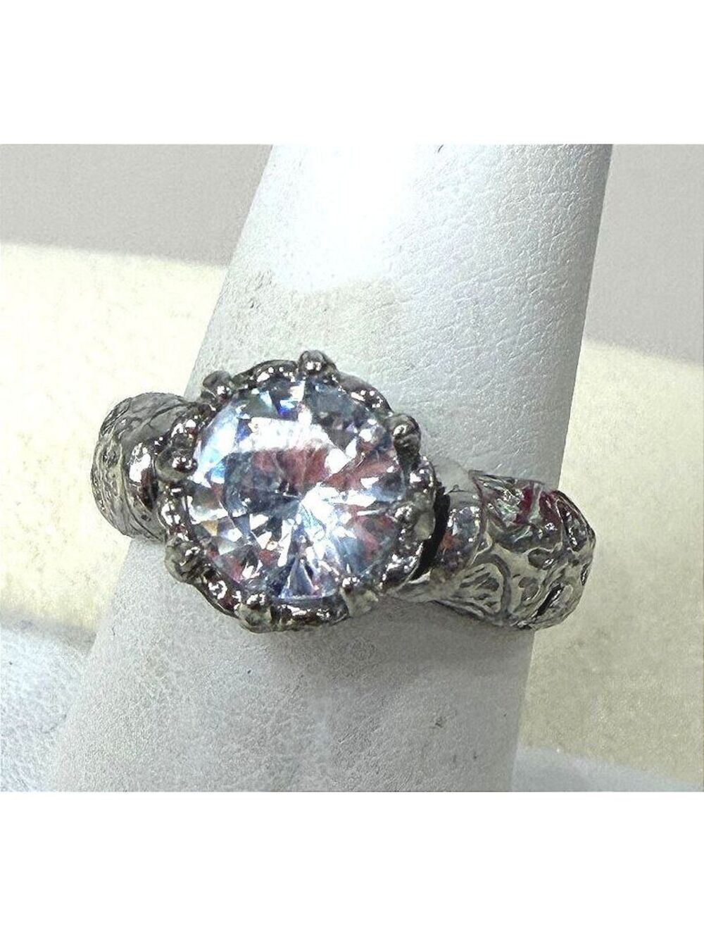 Vintage Style Silver Tone Ring Large Clear Stone Intricate Band Design Size 7.25